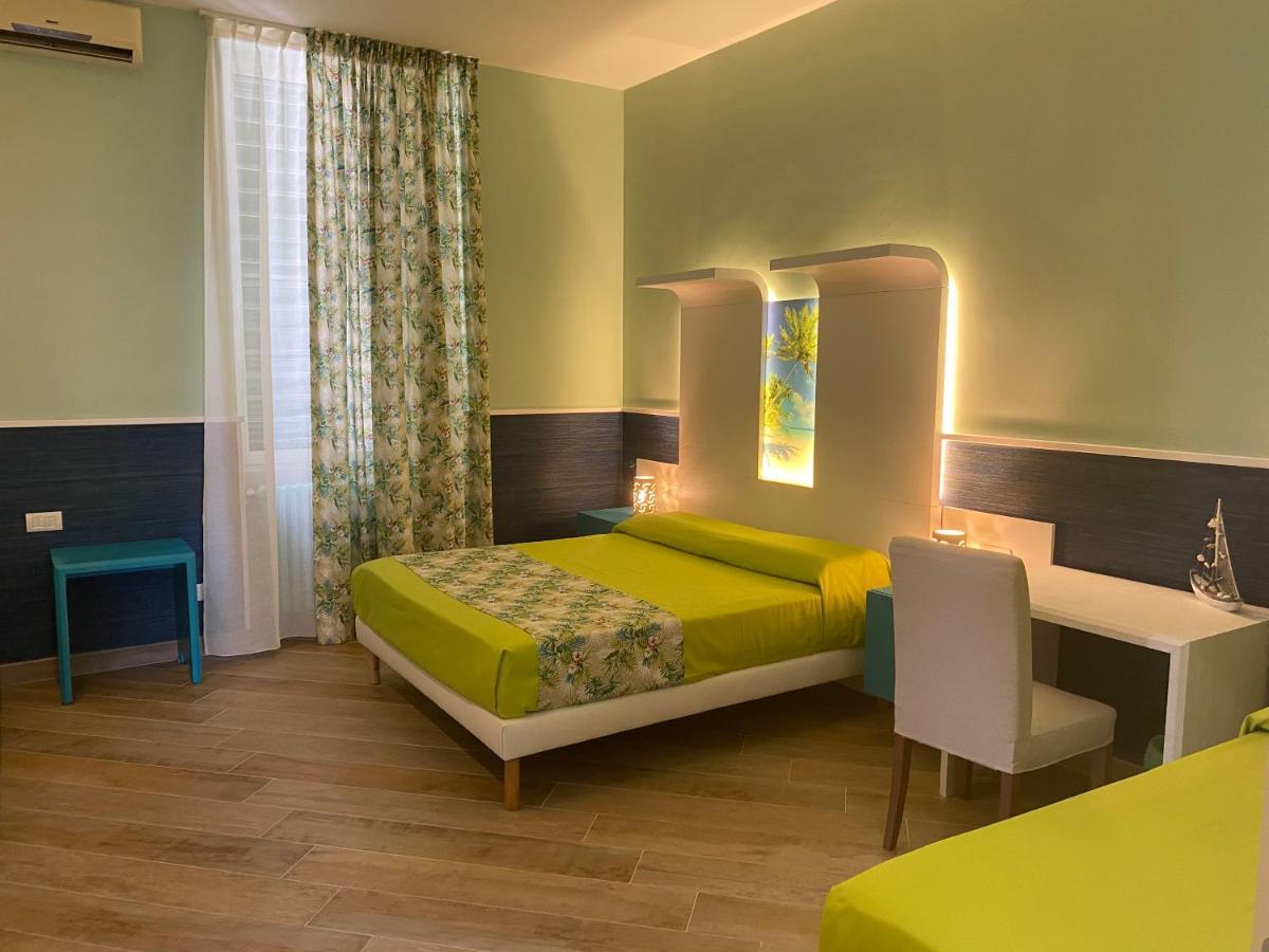 Porto Di Mare B&B ジョヴィナッツォ エクステリア 写真