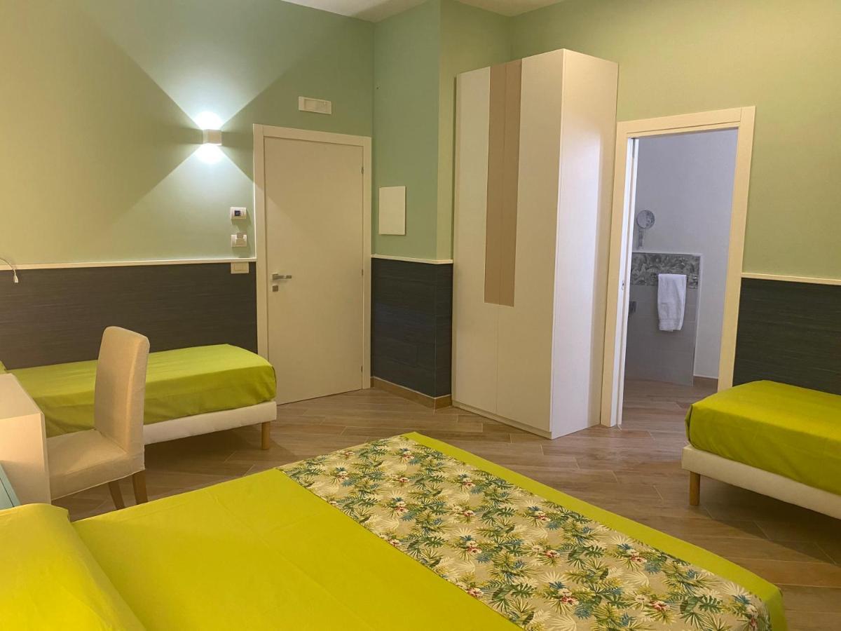 Porto Di Mare B&B ジョヴィナッツォ エクステリア 写真