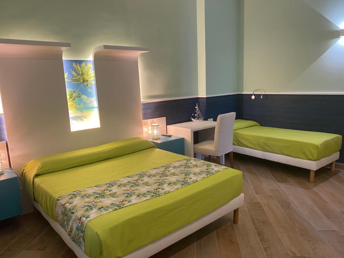 Porto Di Mare B&B ジョヴィナッツォ エクステリア 写真