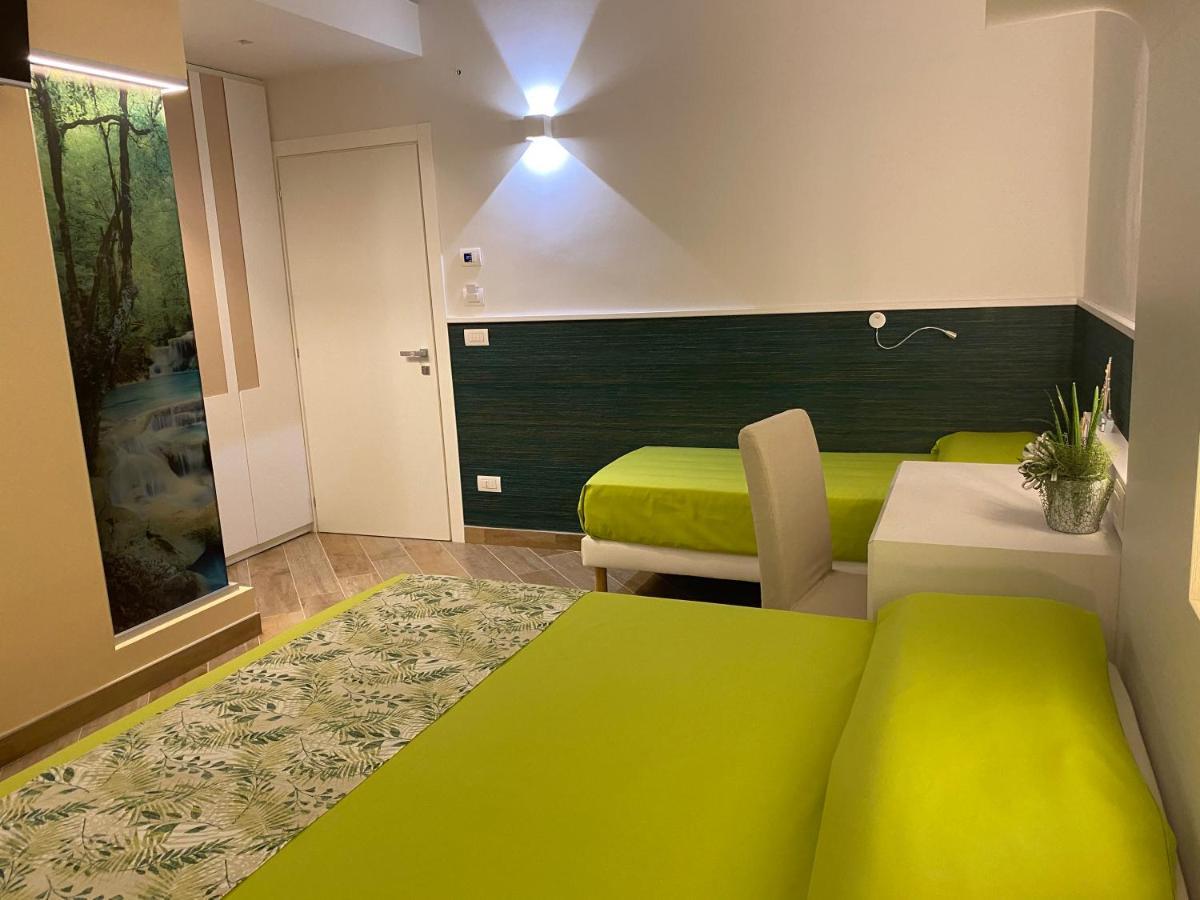 Porto Di Mare B&B ジョヴィナッツォ エクステリア 写真