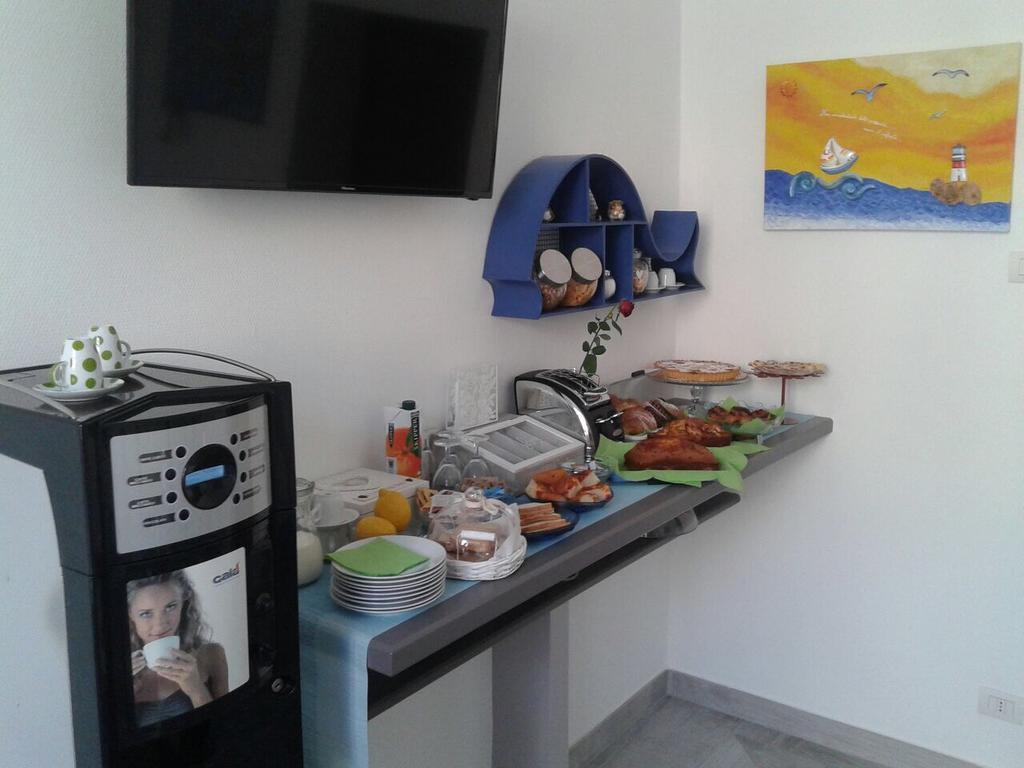 Porto Di Mare B&B ジョヴィナッツォ エクステリア 写真