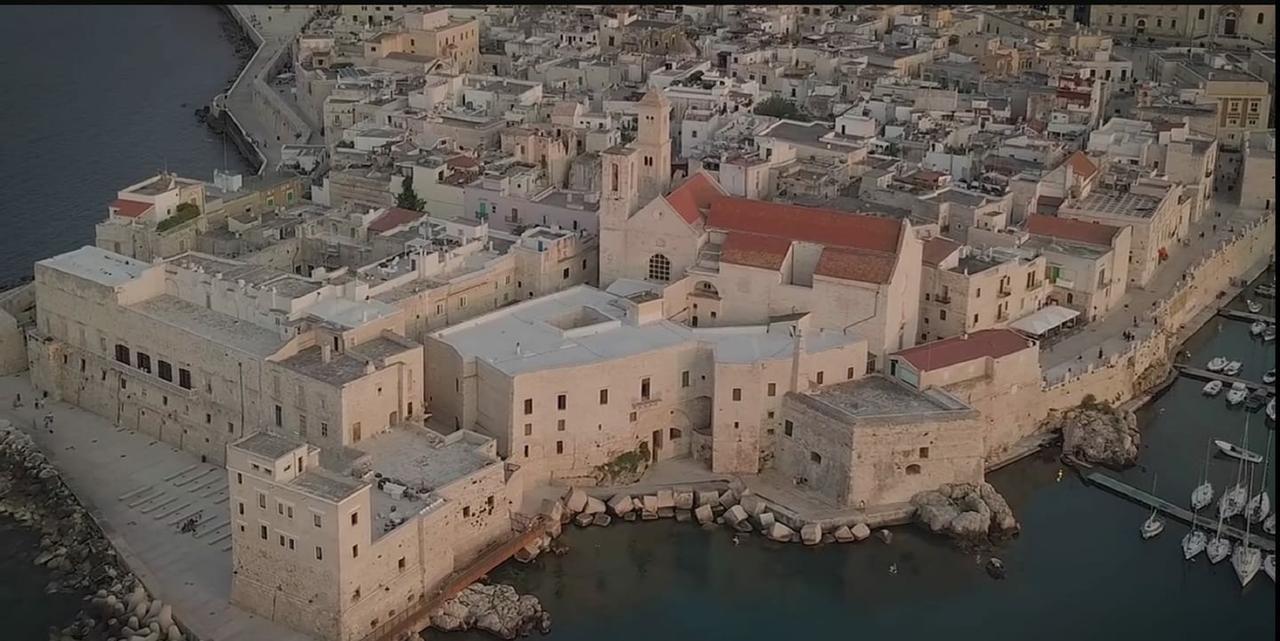 Porto Di Mare B&B ジョヴィナッツォ エクステリア 写真