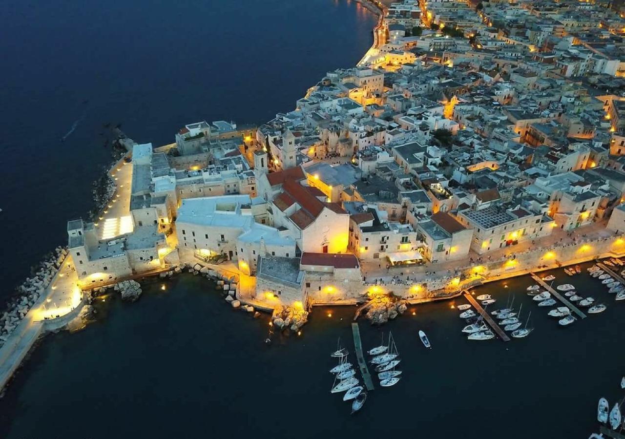 Porto Di Mare B&B ジョヴィナッツォ エクステリア 写真